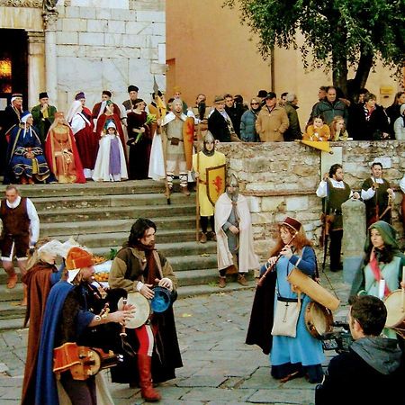 סוברטו Centralissimo Nel Cuore Del Borgo מראה חיצוני תמונה